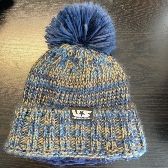 Burton Snowboarding Winter Pom Pom Beanie Hat - Picture 8 of 8